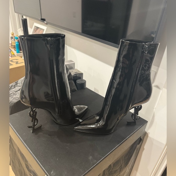 Black YSL Opyum heeled Ankle Boots in patent leather brand new - Picture 13 of 16
